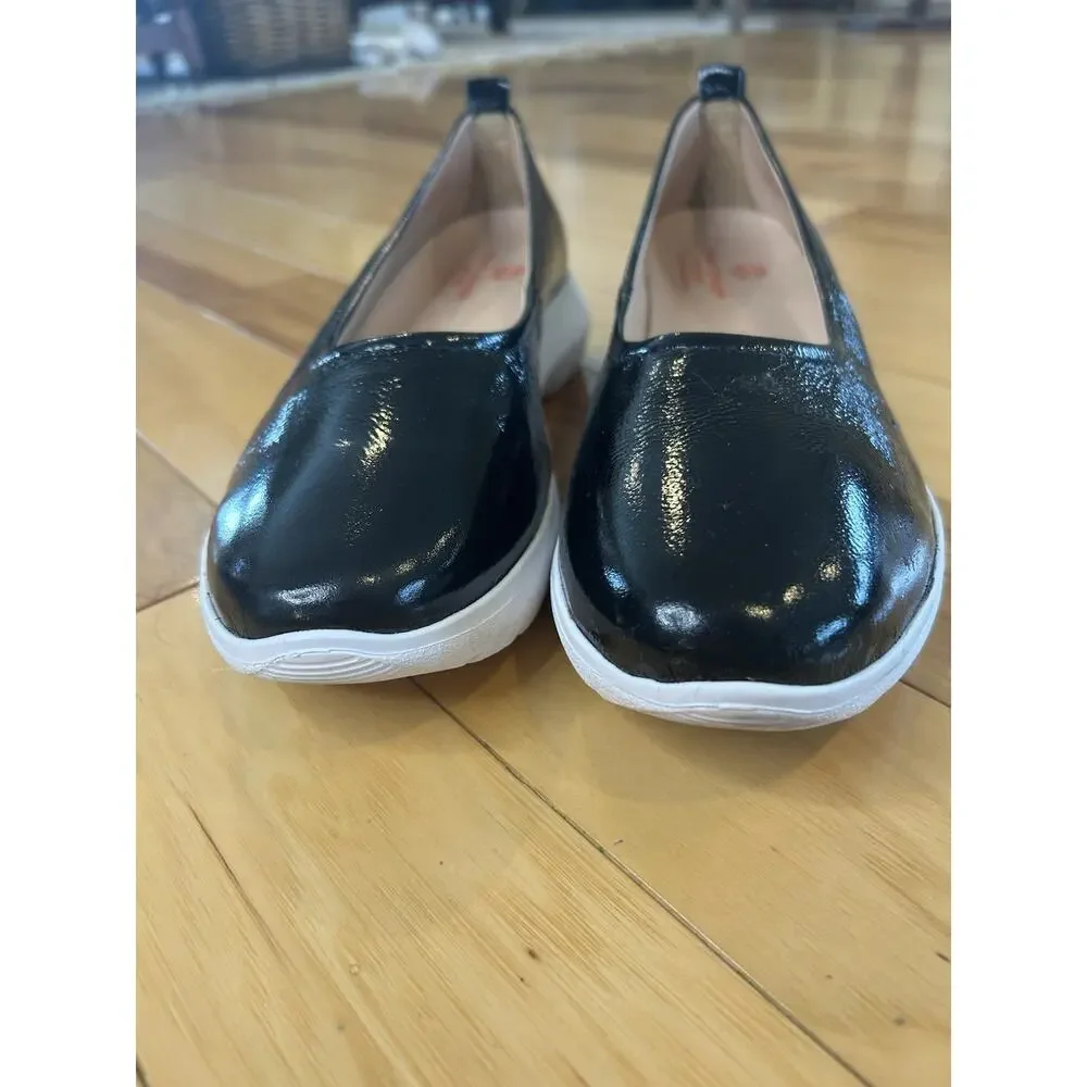Marc Joseph Jamie Street Black and White Women's Slip-On Comfy Loafers Shoes